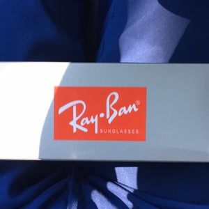 RAY BANBRAND NEW & IN ORIGINAL PACKAGING RAY BANS!